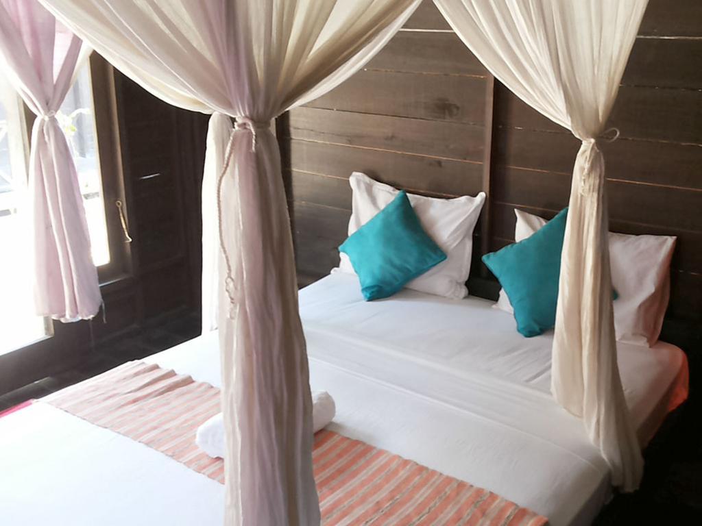 Mosaix Gili Bungalows Gili Trawangan Luaran gambar