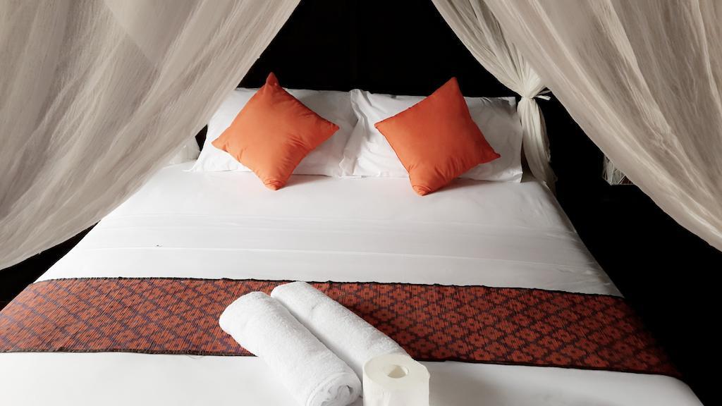 Mosaix Gili Bungalows Gili Trawangan Luaran gambar